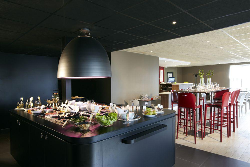 Campanile Bourges Nord - Hotel 3*